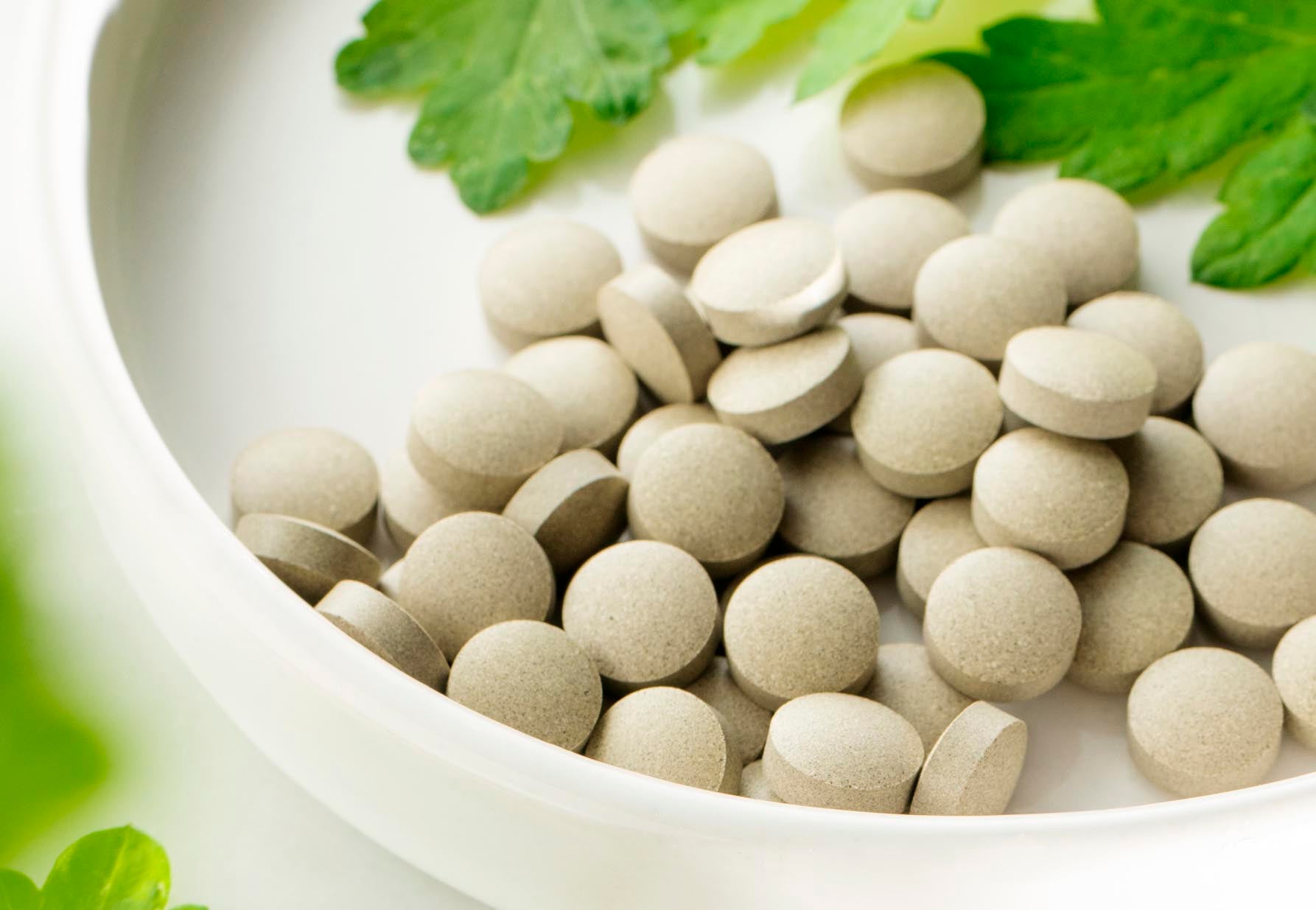 動画を読み込む: Huchiba the green super food made in Okinawa JAPAN